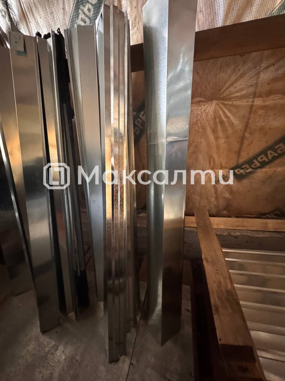 Ветровая доска оцинкованная (планка 12,5 см)